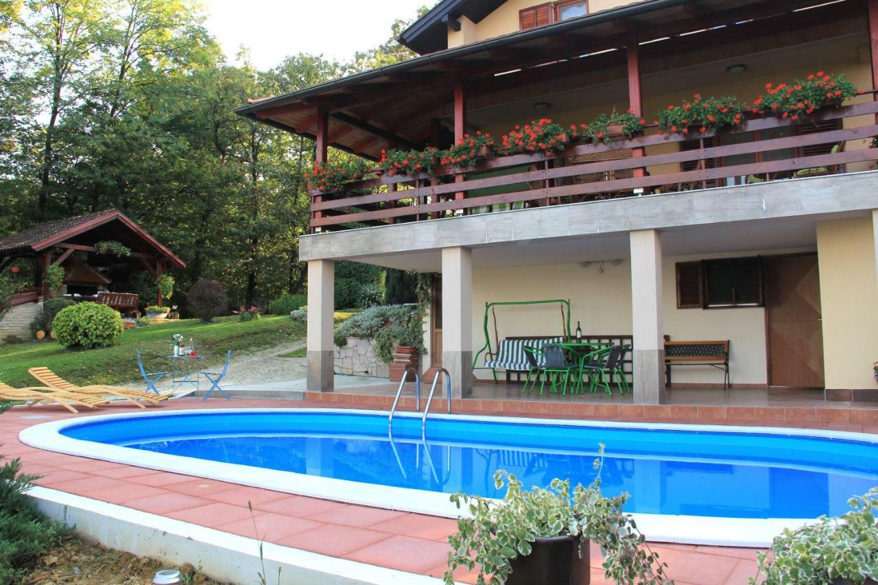 Holiday Home Nina Petrinja Buitenkant foto