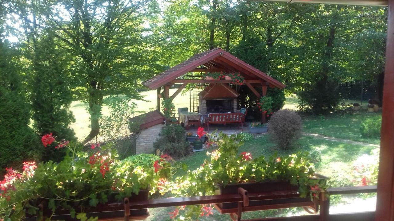 Holiday Home Nina Petrinja Buitenkant foto